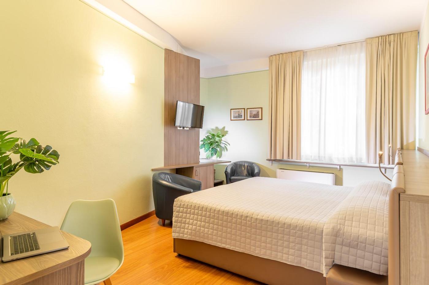 Hotel Zio אימולה מראה חיצוני תמונה