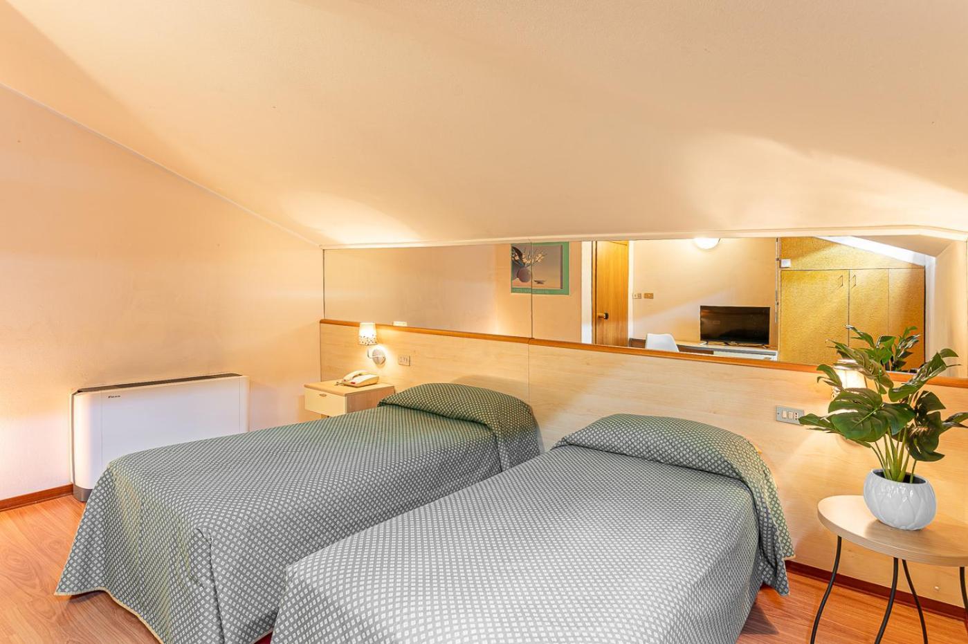 Hotel Zio אימולה מראה חיצוני תמונה